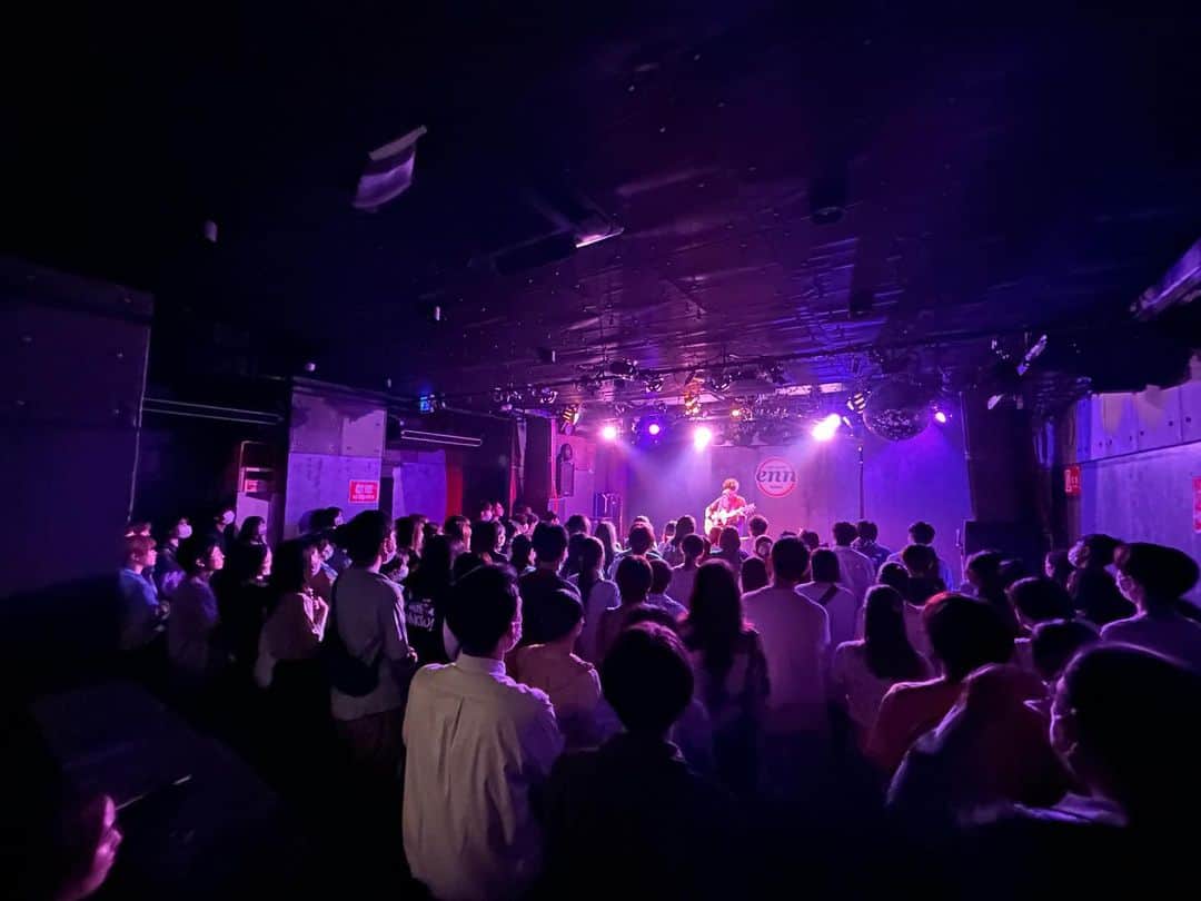 上野大樹のインスタグラム：「#新緑tour 宮城公演  本日もありがとうございました！ ツアーもついに7本目と折り返し。 だけどとても新鮮で身体の奥から湧いてくるものがありました。仙台アツい。 またすぐに仙台、宜しくお願いします！  そして次回は 7/1 神戸 7/2京都。 関西の皆様、宜しくお願いします。 まだまだ熱く宜しくね。」
