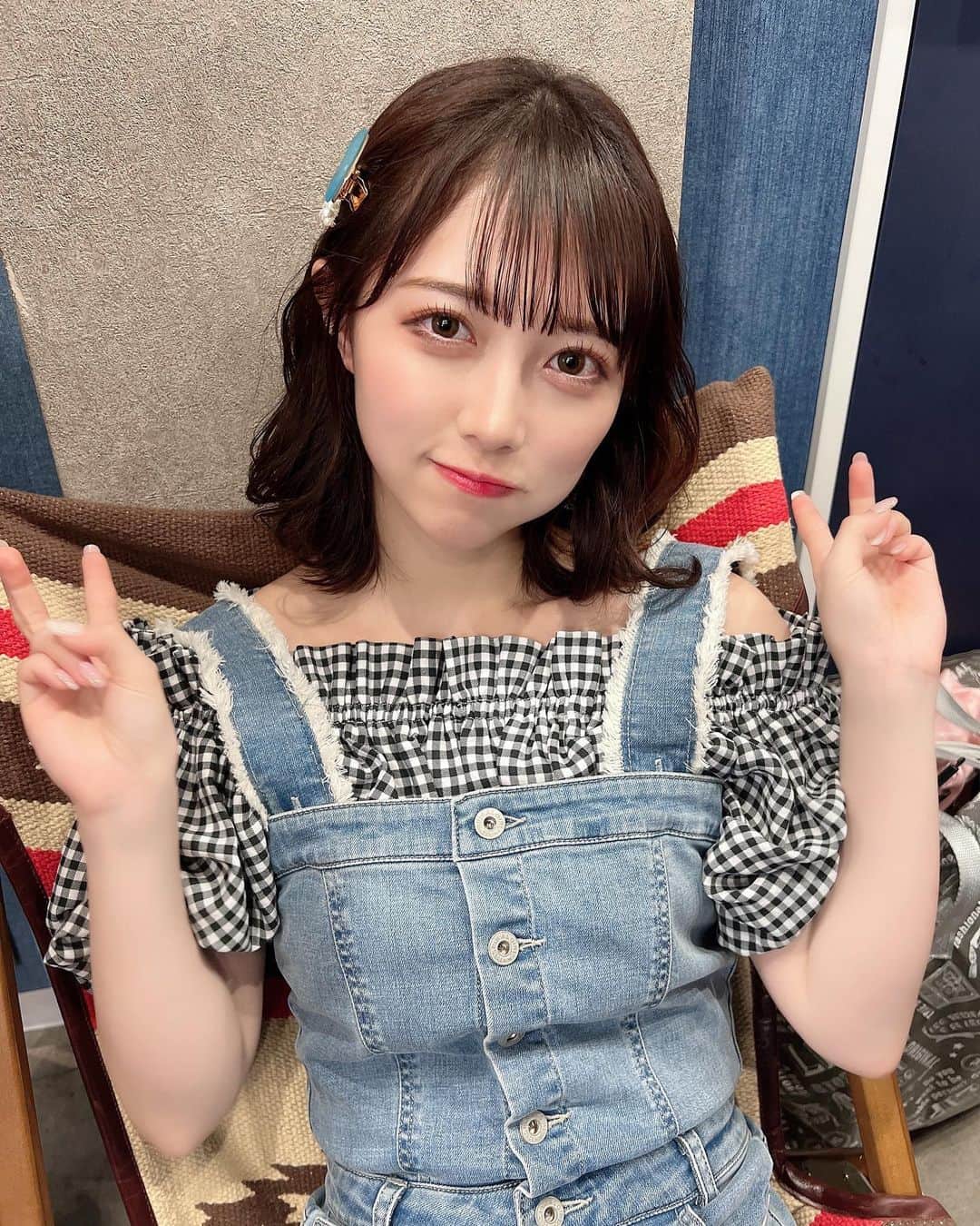 保科凜のインスタグラム：「りんはオーバーオールのイメージらしい、 すきー？？  ・ ・   #idol  #japaneseidol  #selfie  #like  #followme  #instagram  #fashion  #denim  #ootd   #アイドル #ジャムズ #保科凜 #ファッション  #アイドル衣装  #アイドルヘア  #ボブヘアアレンジ」