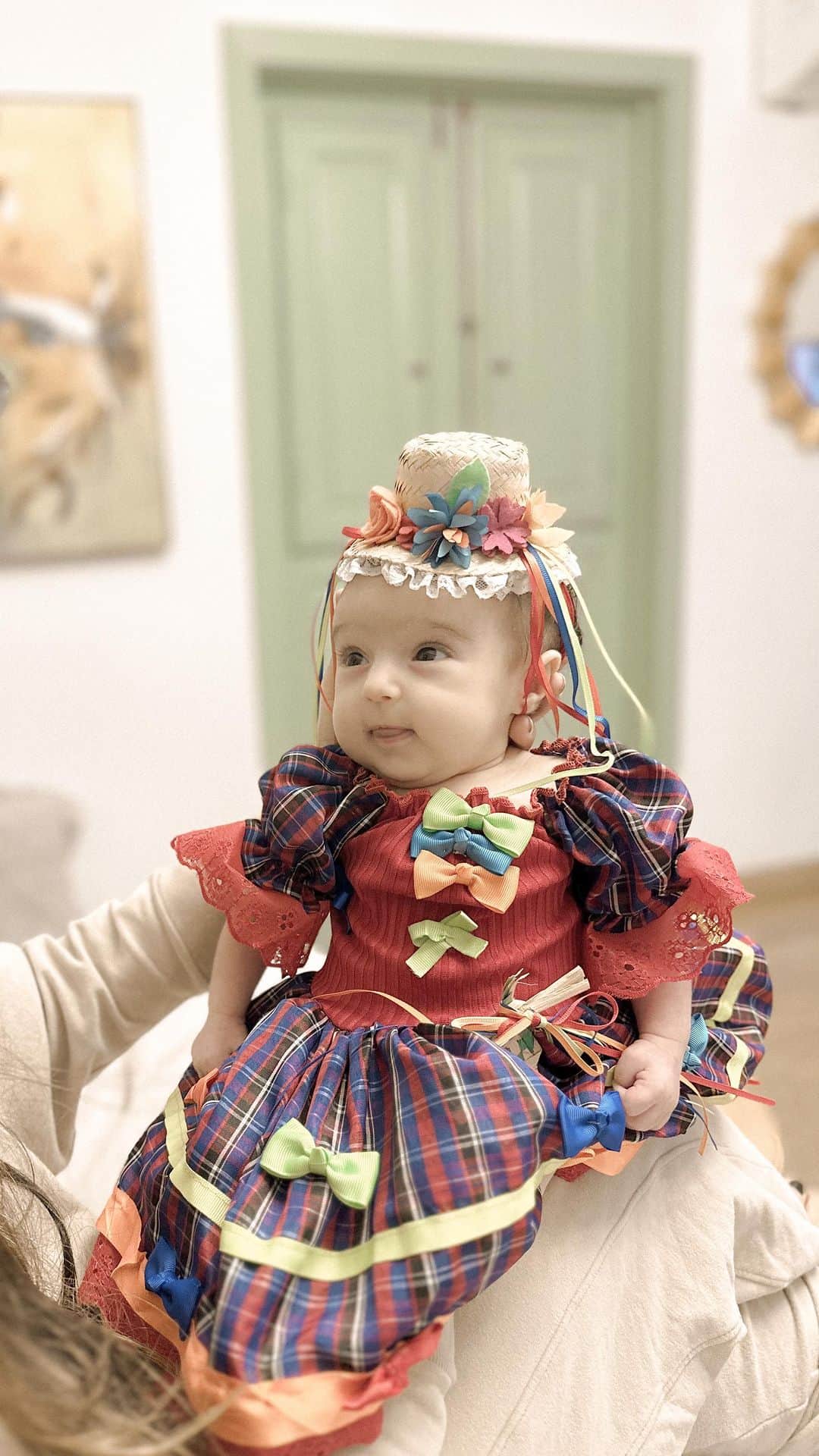 Thaila Ayalaのインスタグラム：「Viva São João 🌽✨❤️ #OlhaProCéuMeuAmor」