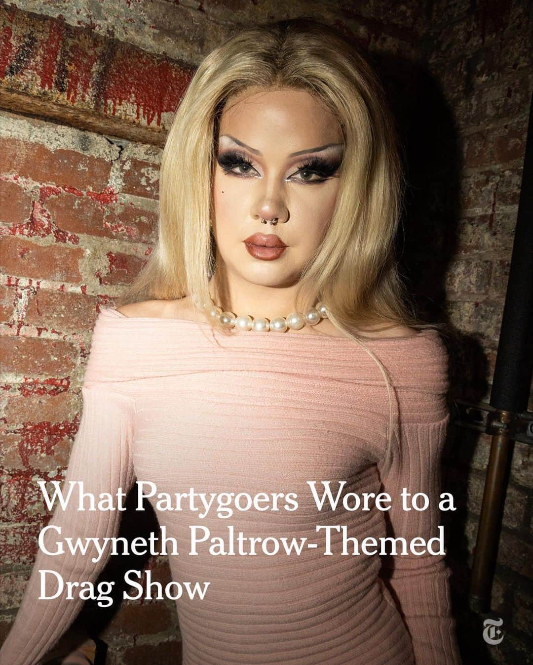 New York Times Fashionのインスタグラム：「At 3 Dollar Bill, a queer club in East Williamsburg, Brooklyn, a group of drag queens recently put on their best performances in honor of Gwyneth Paltrow, the actress and founder of the lifestyle brand Goop.   Attendees celebrated all things Paltrow, donning glitter and gowns in homage to the actress and jade egg enthusiast. They recreated her roles from works including the 2003 film “Sylvia,” in which she starred as the poet Sylvia Plath; the television show “Glee,” in which she played a substitute teacher; and the 1995 movie “Seven,” in which she was the wife of a detective played by Brad Pitt.  The event was billed as a Goop-themed rave, and attendees were encouraged to dress in costume. Goop was “flattered to be part of the inspiration for the evening,” Noora Raj Brown, the company’s executive vice president of brand, wrote in an email when asked about the event.  Tap the link in our bio to see what partygoers wore to honor @gwynethpaltrow. Photos by @rebeccasmeyne」