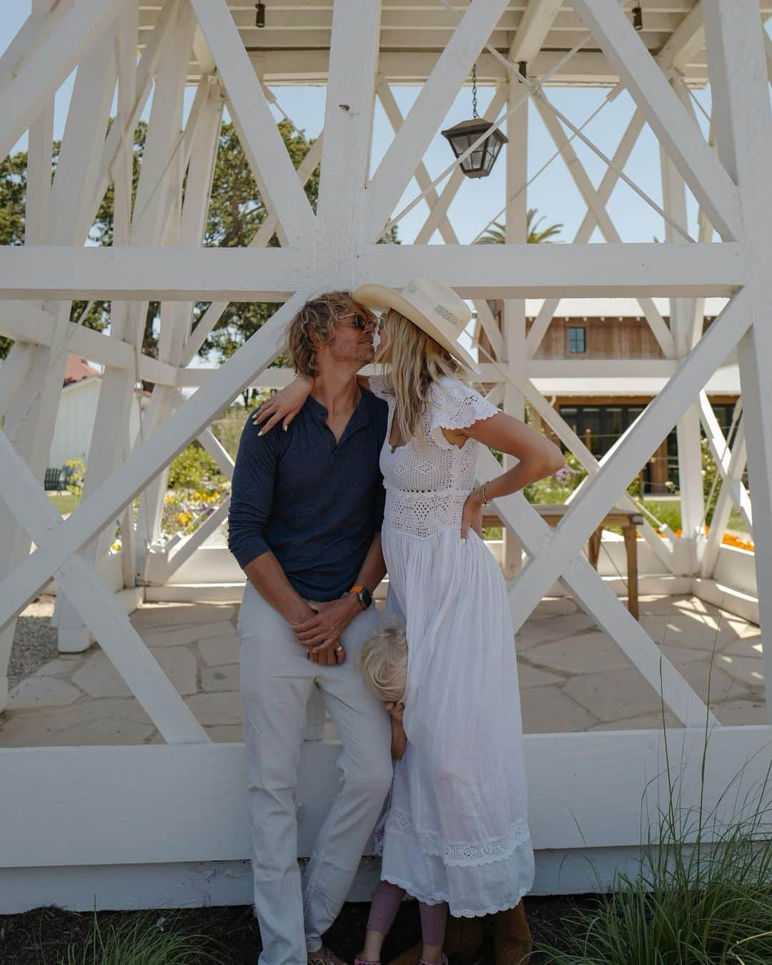 サラ・ライトさんのインスタグラム写真 - (サラ・ライトInstagram)「Celebrated 11 years married 17 years together at @matteistavernauberge with all our babies @nikkireed and @iansomerhalder. We had the most relaxing week in the sweetest lil town of los olivos. And yes we crashed someone’s wedding set up to race down their aisle 🤣 @aubergeresorts all photos by @nikkireed」6月24日 22時37分 - swrightolsen