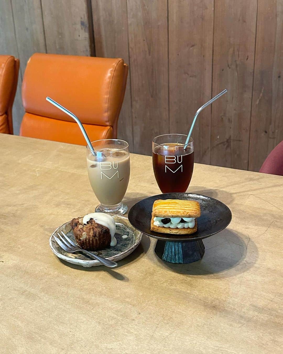宇佐美佳奈のインスタグラム：「🪟 大阪の山の奥の奥にあるカフェ☕️  @bum_jp  @bum_eat_」