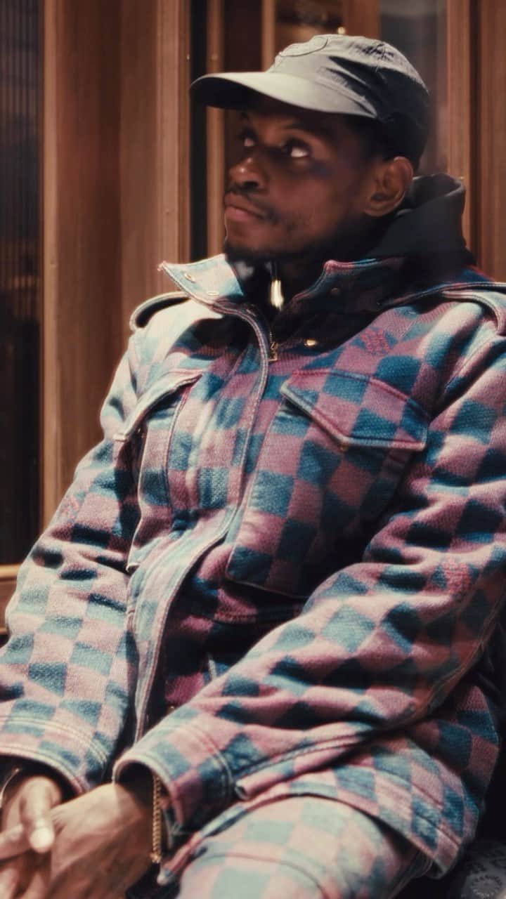 のインスタグラム：「Men’s Spring-Summer 2024 Show. Join A$AP Nast as he attends Pharrell Williams’ debut presentation on the iconic Pont Neuf Bridge in Paris.   #LVMenSS24 #LouisVuitton #PharrellWilliams #A$APNast」