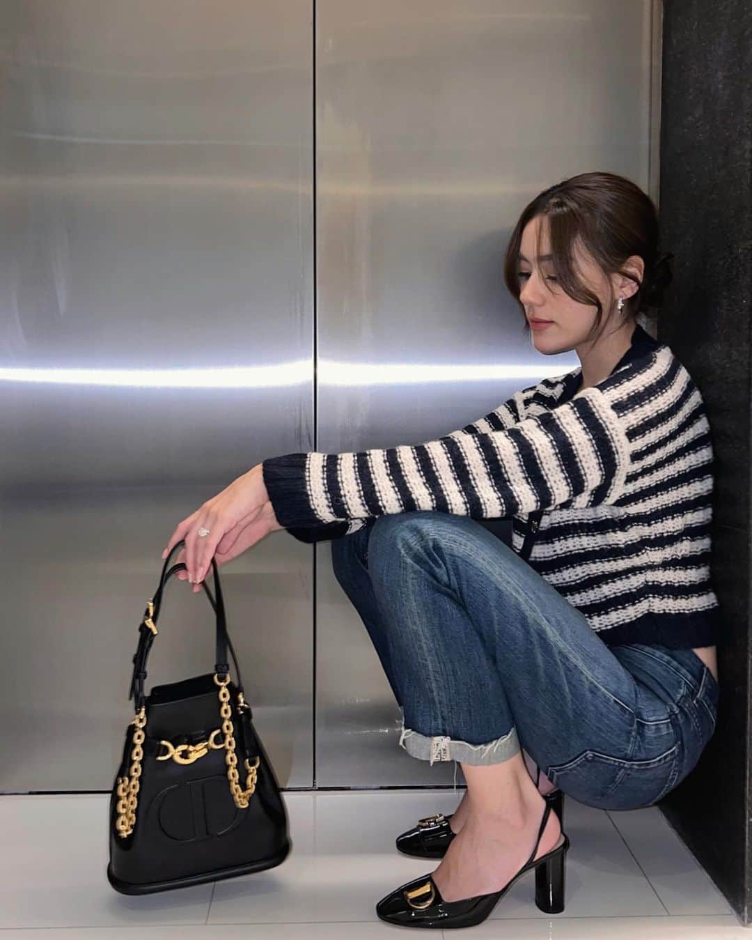 キンバリー・アン・ウォーテマス・ティアムシリのインスタグラム：「🛗 @dior #diorfall23」