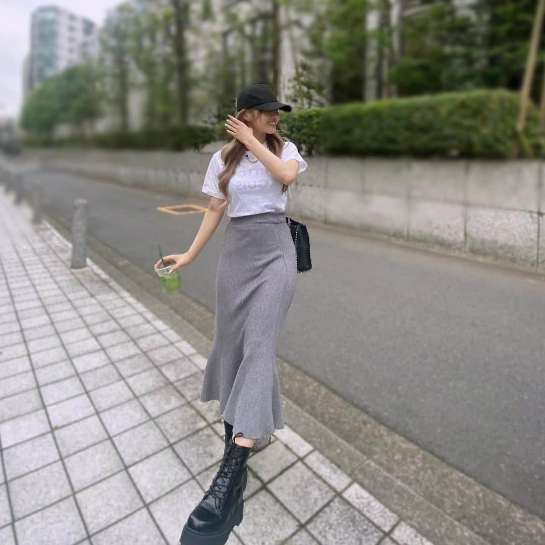 聖山倫加さんのインスタグラム写真 - (聖山倫加Instagram)「相方と散歩してランチした日❤︎  #starbucks #louisvuitton」6月24日 22時55分 - chisato___2168