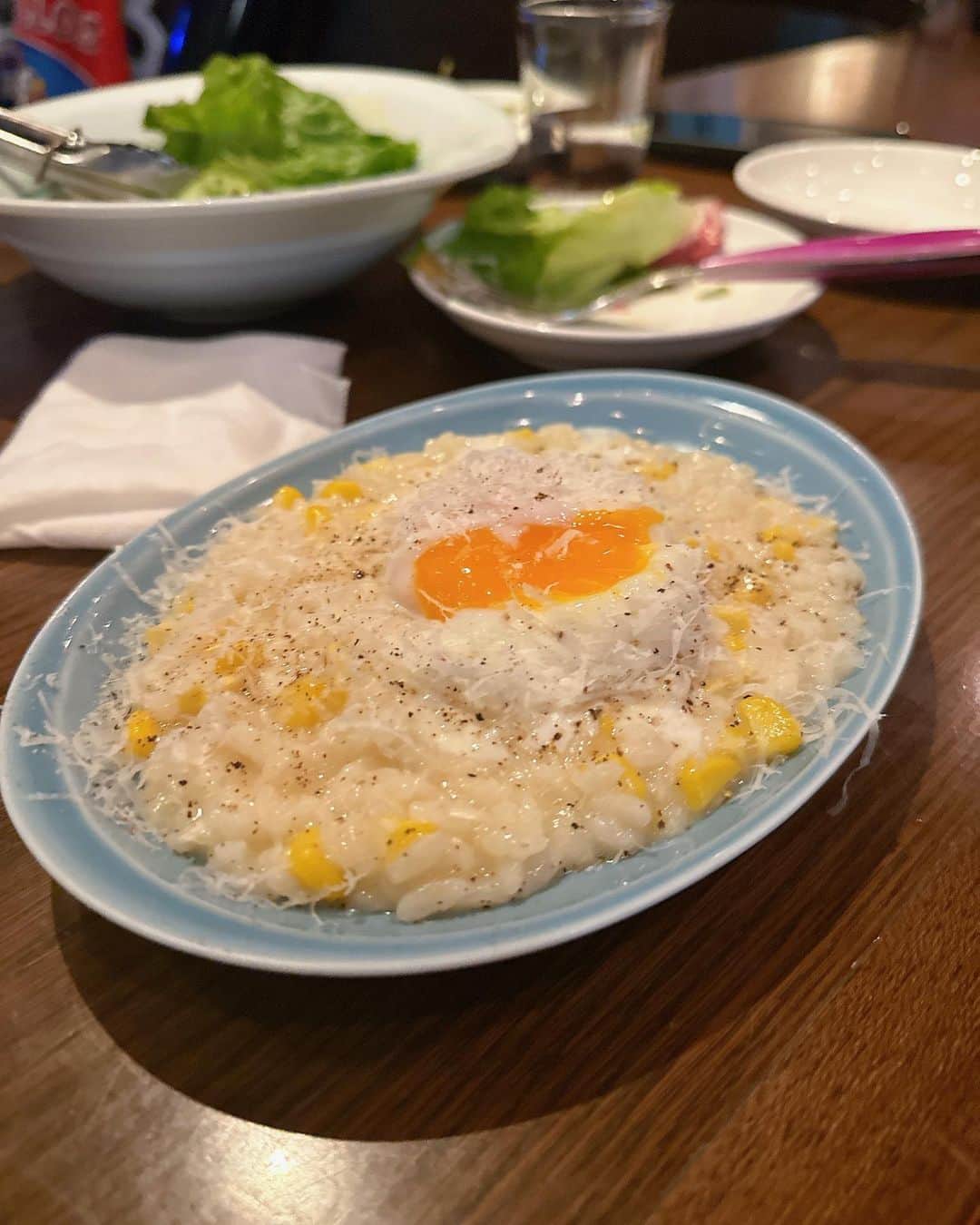 岩瀬玲さんのインスタグラム写真 - (岩瀬玲Instagram)「久々に裕美ちゃん @poohkero と会えたー  裕美ちゃんがこの前お誕生日だったから ペタロ @petalo20180913 でお祝い🥂  と思ったら逆に早めのお誕生日プレゼント🎁もらっちゃった🥰  あー楽しかった おいしかった  #渋谷 #美女友達 #お誕生日」6月24日 23時28分 - akirakkuma