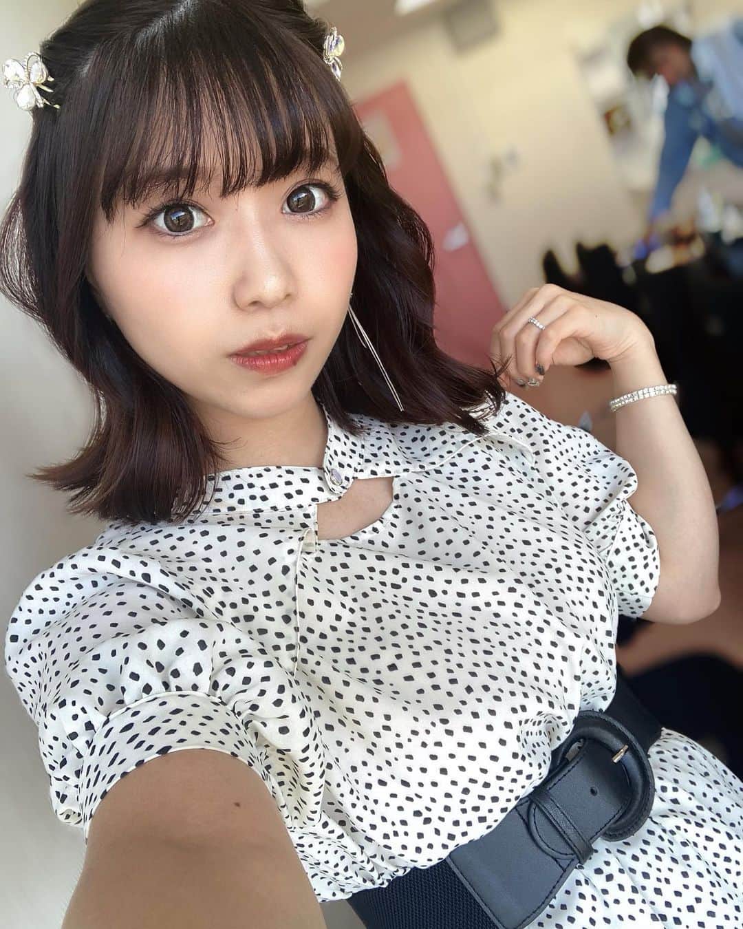 亜咲花さんのインスタグラム写真 - (亜咲花Instagram)「夏服っていいよね〜〜🌴🏄🏻‍♀️」6月25日 0時13分 - asaka_official