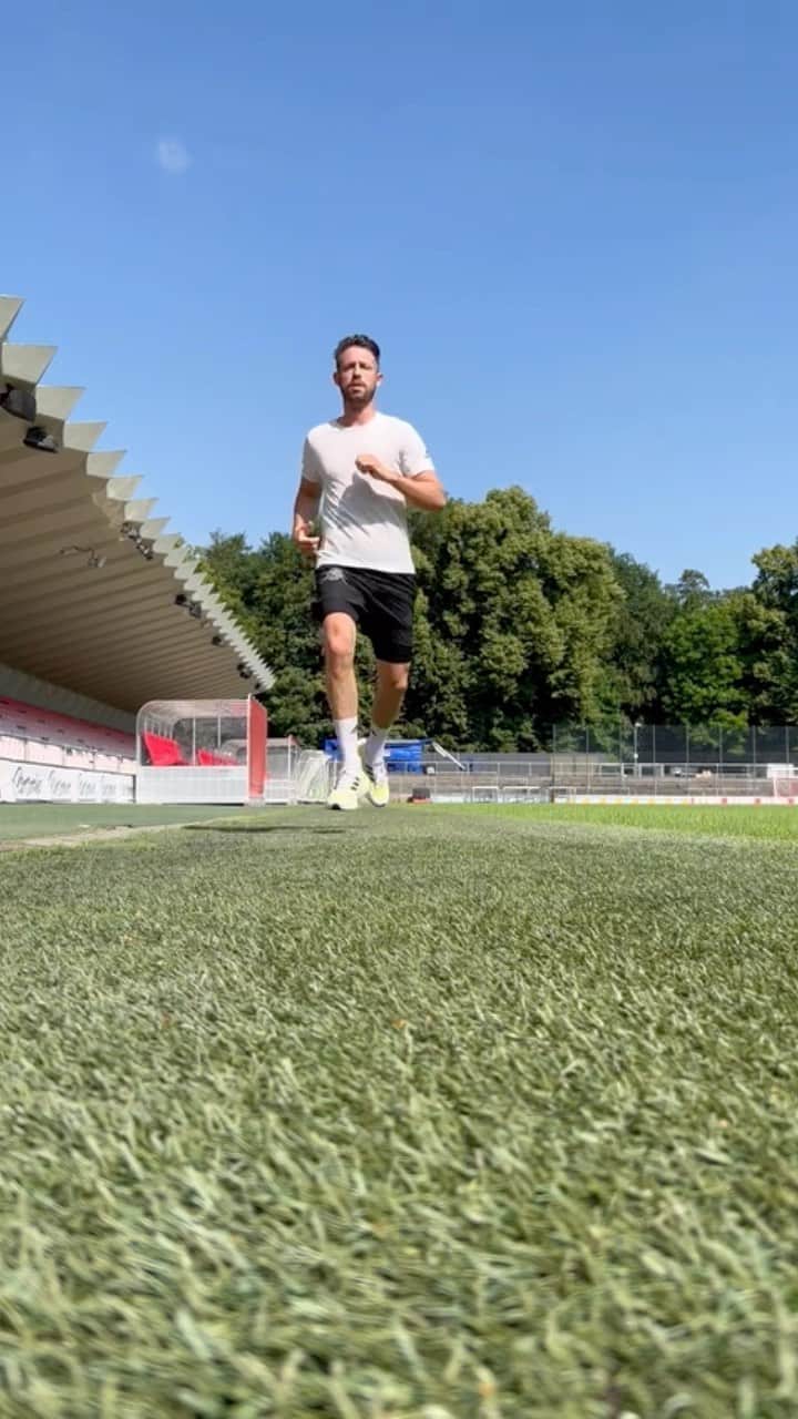 のインスタグラム：「Schön warm heute 🔥  #comebackseason」