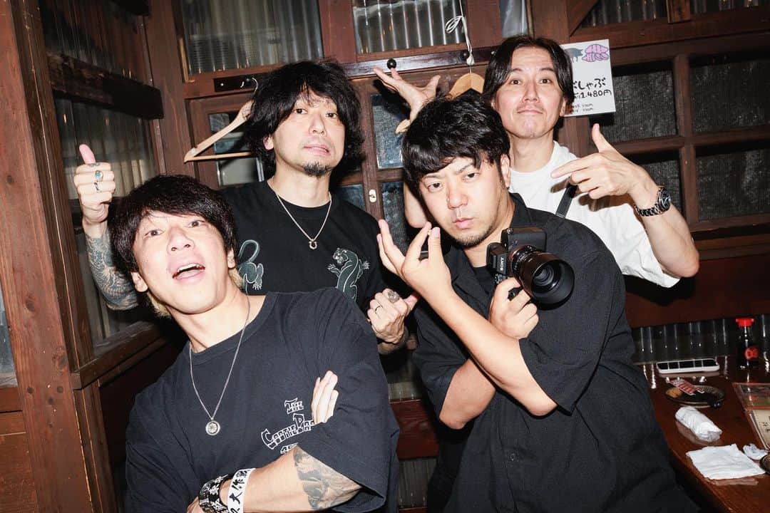 のインスタグラム：「⁡ 「The End of Yesterday Tour 2023」 本日ツアーファイナル沖縄公演終了しました！ ご来場いただいた皆様、本当にありがとうございました。 ⁡ 夏にお会いできる日までお元気で！！ ⁡ 「Get it Get it Go! SUMMER PARTY 2023」、 「The End of Yesterday Tour 2023」北海道振替公演でお会いできることを楽しみにしております！  Photo by @kappa3031  ⁡ #ELLEGARDEN  #TheEndofYesterdayTour2023」