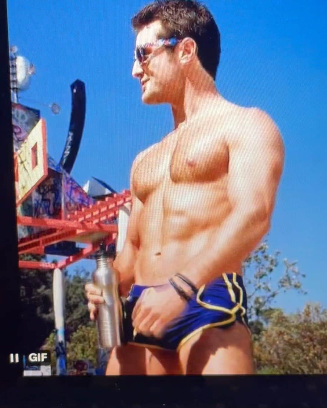 ボー・マーショフのインスタグラム：「Move over Larry Bird there’s a new short short sheriff in town. Now Apocalypse is making a resurgence! Check it out if you haven’t seen it yet. It’s pretty wild.」