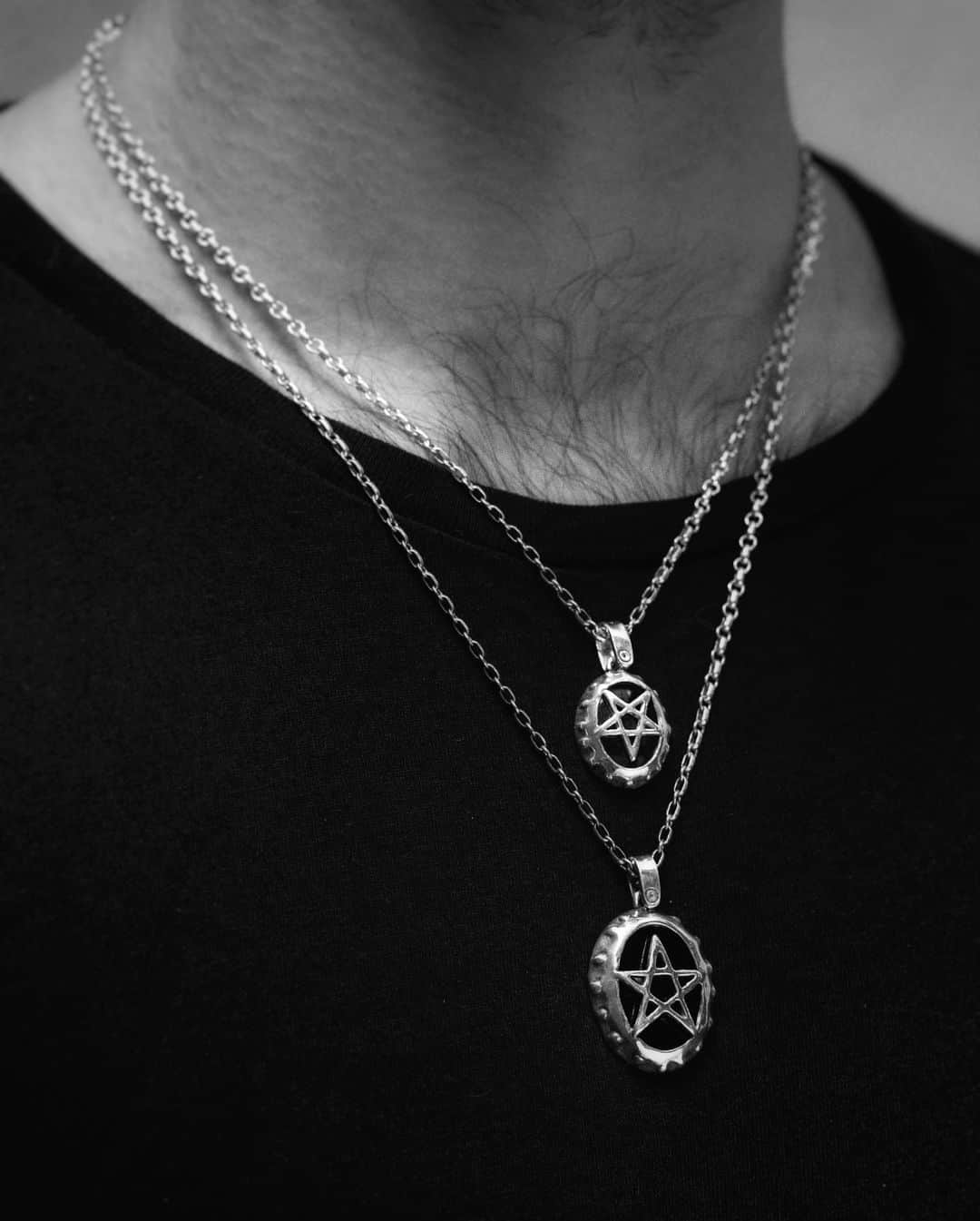 アレックスストリーターさんのインスタグラム写真 - (アレックスストリーターInstagram)「⛥ 𝐍 𝐄 𝐖  𝐃 𝐑 𝐎 𝐏 ⛥  Introducing the Pentamulet Pendant - the latest addition to the Magickal world of Alex Streeter. The word "amulet" comes from the ancient Latin word amuletum, which translates to "an object that protects a person from trouble.” Different from charms or talimsans, amulets are pieces of jewelry worn specifically for protection and their connection to unseen realms…  This necklace is part amulet, part shield, featuring the riveted detail found in Alex’s other works such as the Charlotte necklace and the Magician’s Mirror. Available in two sizes, this sterling silver pendant features a gleaming slice of solid black onyx, known as the "stone of protection" set within a pentacle - a powerful warding sigil of its own.  In many cultures around the world, Black Onyx is believed to be a grounding stone, blessed with the ability to absorb and transform negative energy. Cleopatra was said to be especially fond of wearing onyx, declaring that the stone would warn her of incoming dangers. Worn close to the heart, it is our hope that the Pentamulet Pendant draws strength, safety and good magick to its wearer - even in the darkest of nights…  📷 @lilystreeternyc   #AlexStreeter #pagan #magick #darkartists #darkfashion #darkstyle #goth #gothfashion #alternative fashion」6月25日 1時26分 - alexstreeternyc