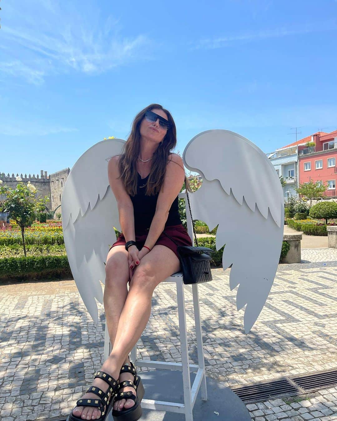 Giovanna Antonelliのインスタグラム：「Uma visita a Braga! Impactante e deliciosa!🇵🇹 Cheia de conhecimento e história! 🇵🇹🌹#pt @confrariabomjesus @hoteisbomjesusbraga @angelteixeir @visitportoandnorth @mariananogueira ❤️ #sãolonguinho」