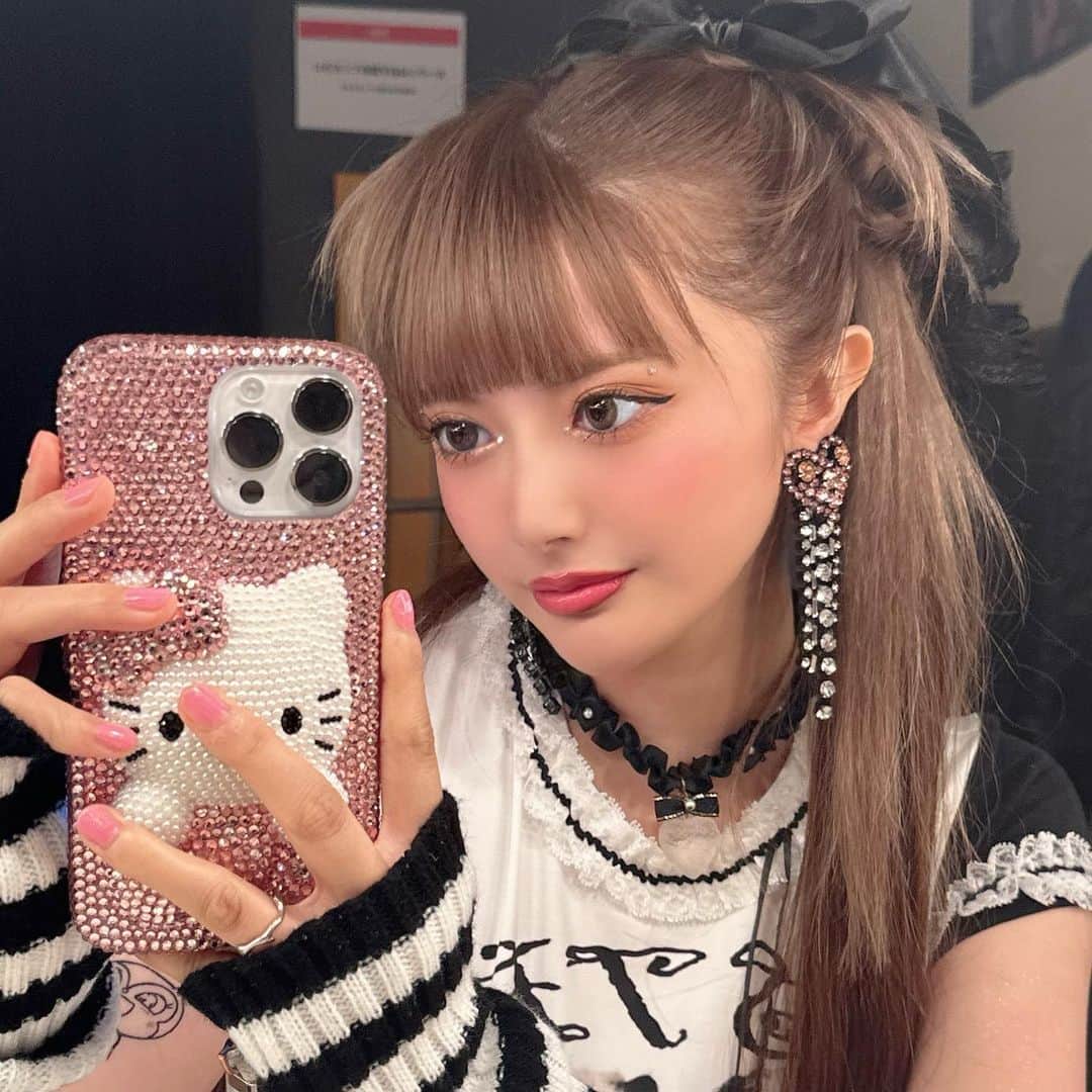 安西かれんのインスタグラム：「みんな最高な夜をありがとう🩷🩷  #fancyHIM  #fancyHIMTOKYO」