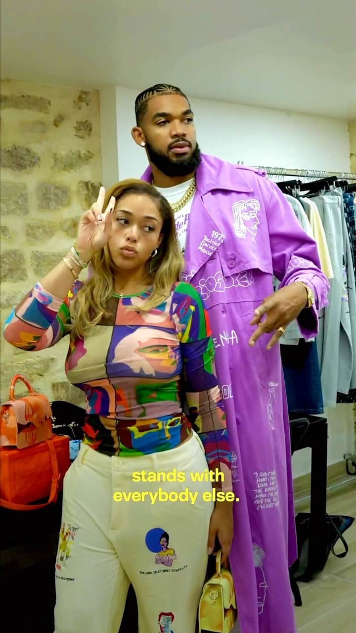 カール＝アンソニー・タウンズのインスタグラム：「Getting ready with @karltowns and @jordynwoods for the @kidsuper fashion show in Paris.」