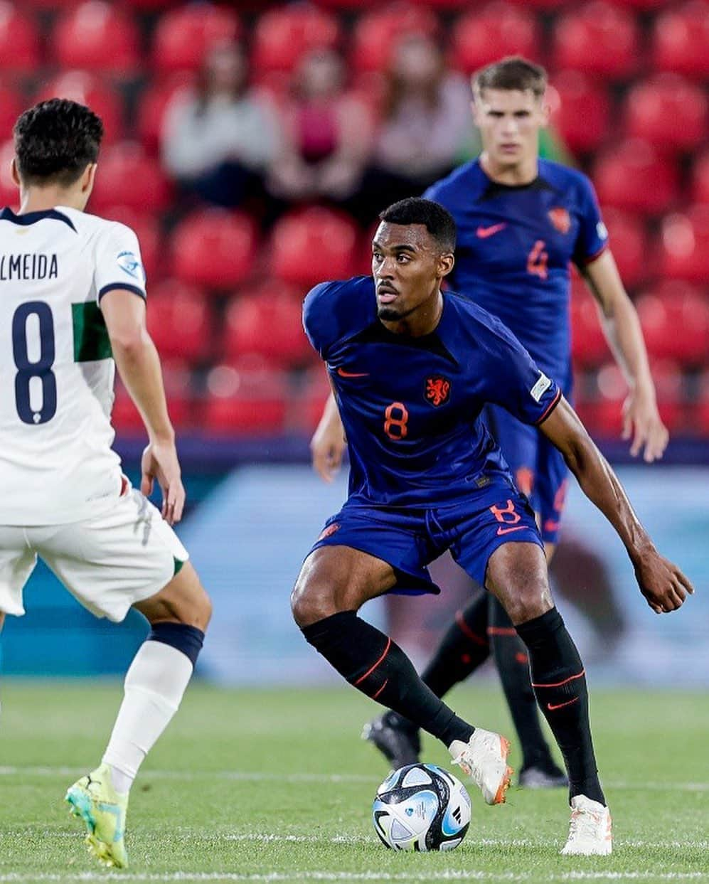 ライアン・フラーフェンベルフのインスタグラム：「Still in the race for the next round 🇳🇱 #U21EURO」