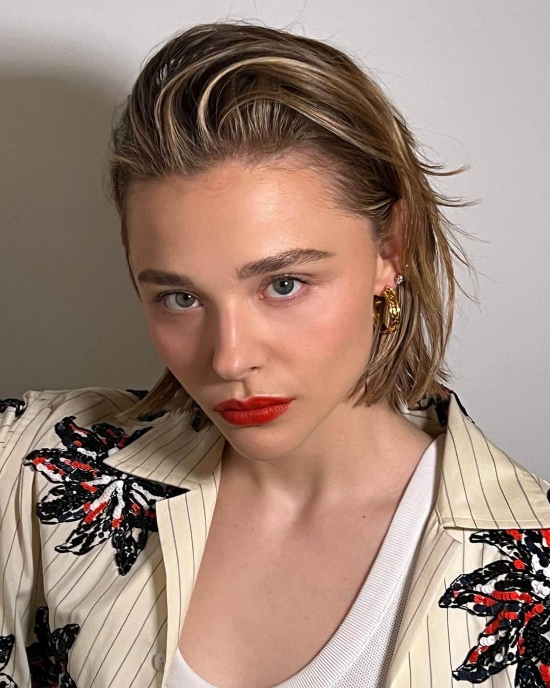 クロエ・グレース・モレッツさんのインスタグラム写真 - (クロエ・グレース・モレッツInstagram)「#Nimona premiere day , whatta beautiful movie. So proud to be part of this ❤️ so excited for you all to watch it only on Netflix June 30th!」6月25日 5時40分 - chloegmoretz