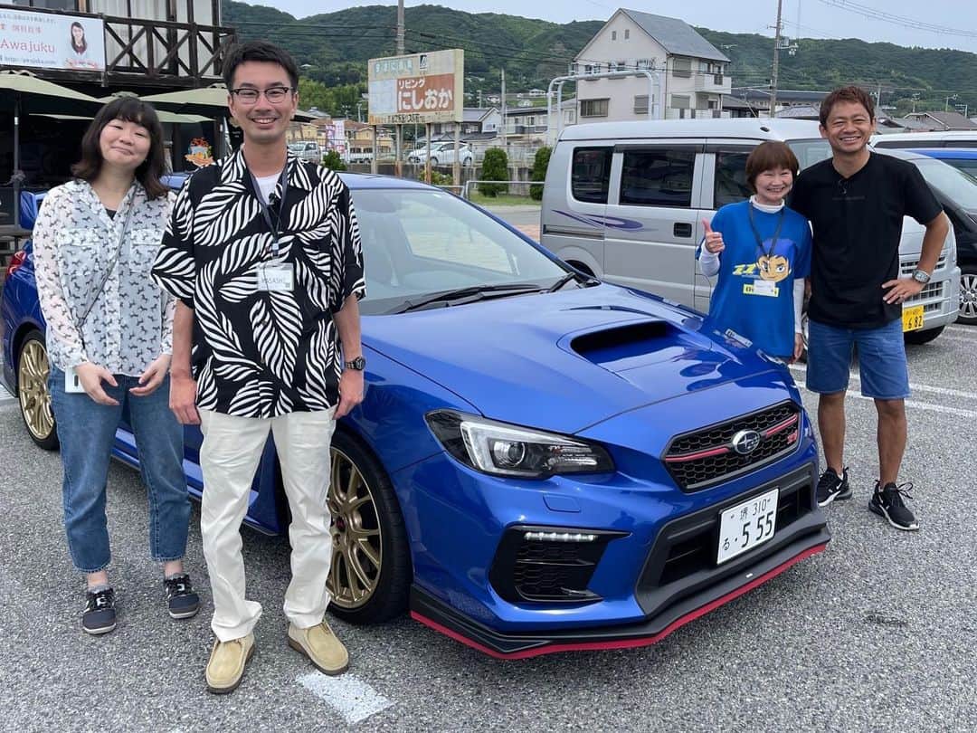 脇阪寿一さんのインスタグラム写真 - (脇阪寿一Instagram)「第4回 脇阪寿一のほな行こCAR！淡路島 75台 119人のクルマ好きを繋ぐドライブイベント無事終了です。  参加頂きましたクルマ好きの皆様 ご協力頂きました、SARD様、RECARO様、NEW様、Owltech様 ご協賛頂きました 小倉クラッチ様、weds様 運営の11プロジェクトメンバーの皆さん ありがとうございました。  クルマで繋ぐ人々の笑顔はいつも最高です👍  次回は秋に開催します。  #ほな行こCAR #ドライブイベント #クルマ好き  #クルマ好きな人と繋がりたい  #11プロジェクト #sard #インテリアガード  #RECARO #Owltech #小倉クラッチ #weds  #淡路島」6月25日 17時03分 - juichiwakisaka