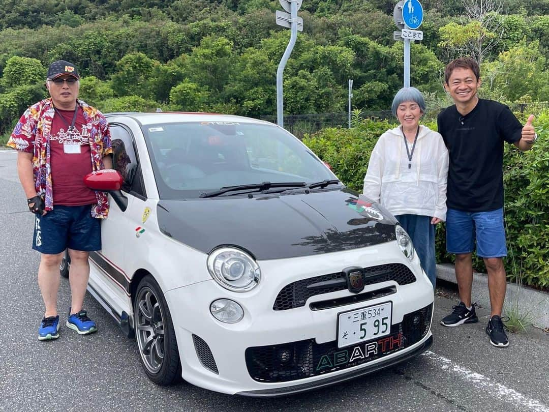 脇阪寿一さんのインスタグラム写真 - (脇阪寿一Instagram)「第4回 脇阪寿一のほな行こCAR！淡路島 75台 119人のクルマ好きを繋ぐドライブイベント無事終了です。  参加頂きましたクルマ好きの皆様 ご協力頂きました、SARD様、RECARO様、NEW様、Owltech様 ご協賛頂きました 小倉クラッチ様、weds様 運営の11プロジェクトメンバーの皆さん ありがとうございました。  クルマで繋ぐ人々の笑顔はいつも最高です👍  次回は秋に開催します。  #ほな行こCAR #ドライブイベント #クルマ好き  #クルマ好きな人と繋がりたい  #11プロジェクト #sard #インテリアガード  #RECARO #Owltech #小倉クラッチ #weds  #淡路島」6月25日 17時03分 - juichiwakisaka