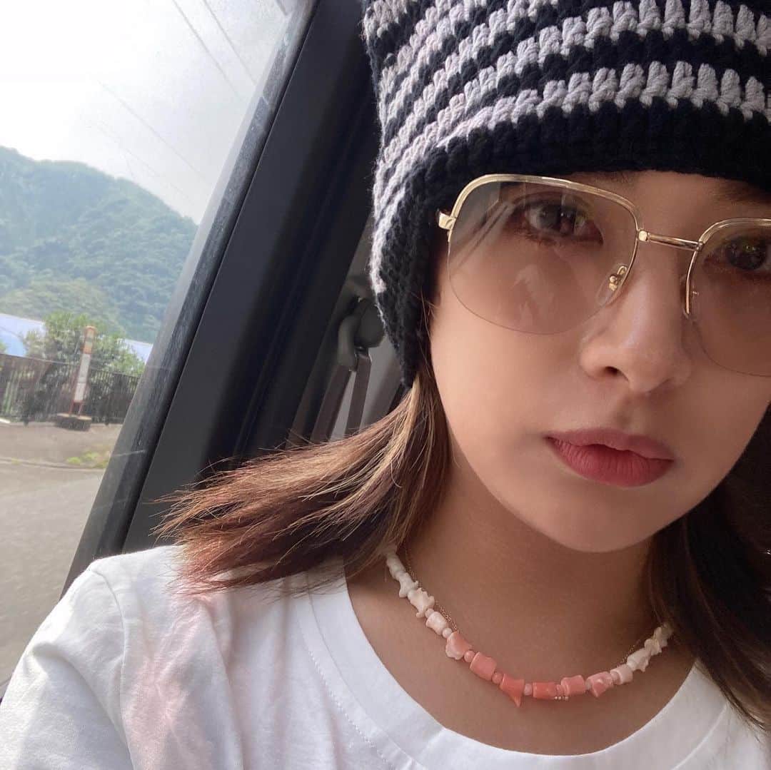 江藤遼のインスタグラム：「海女のお土産サンゴ🪸 おばあちゃんネックレス」