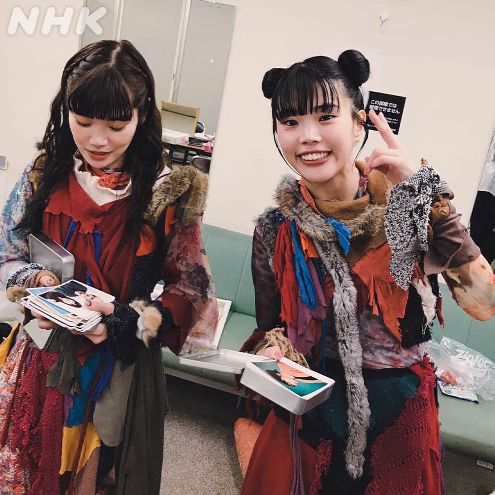 NHK「シブヤノオト」さんのインスタグラム写真 - (NHK「シブヤノオト」Instagram)「🎟️#Venue101 Presents ❤️🖤 #BiSH Bye-ByeリクエストShow🖤❤️ 見逃し配信中⚡  📸BACK STAGE📸②  生放送当日のオフショットを公開✨」6月26日 12時05分 - nhk_venue101