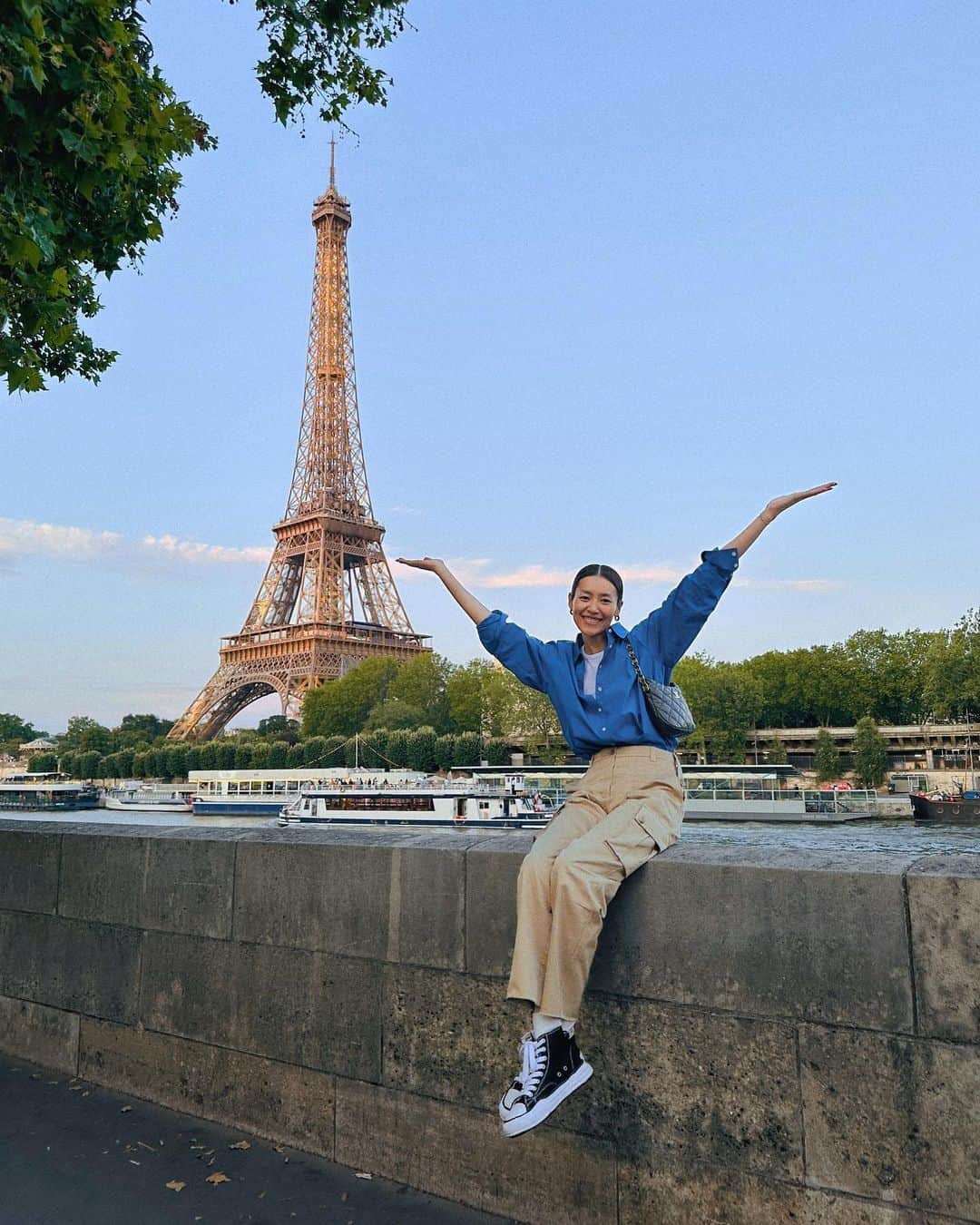 リウ・ウェンのインスタグラム：「Bonjour Paris!😄」