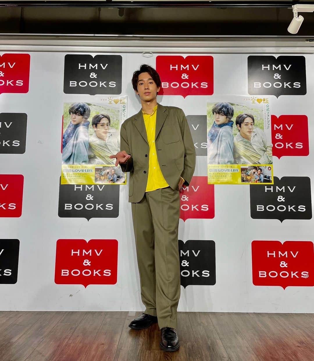 近藤頌利のインスタグラム：「昨日の衣装。 この配色すき  たくさんの笑顔を見れた日でした 緊張している方も。 そりゃするよね  また会おうなー」