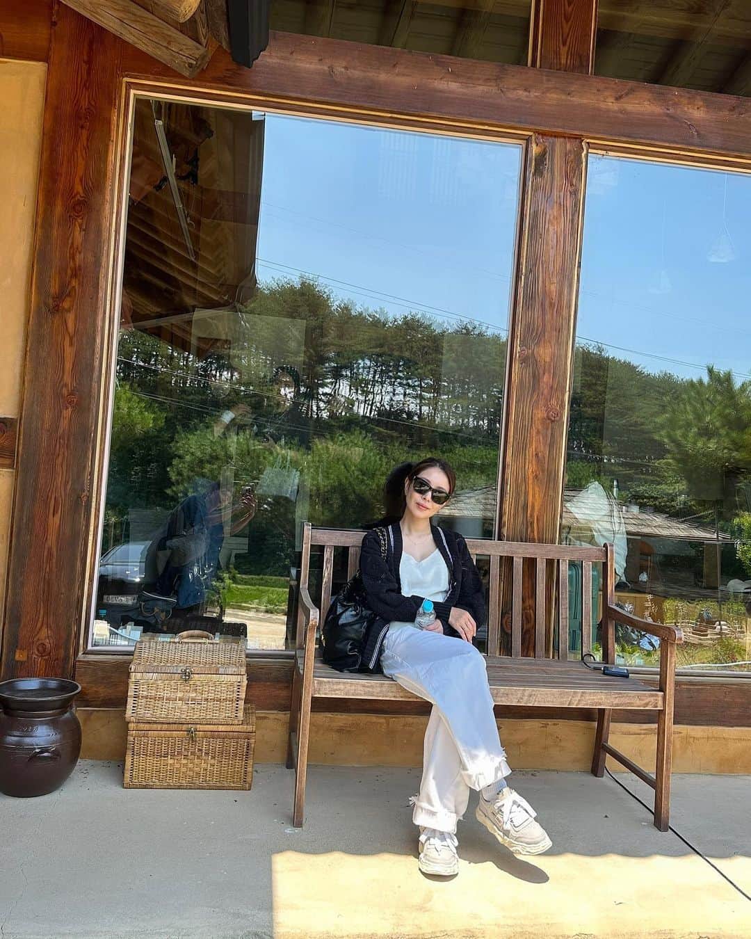 BoAのインスタグラム：「마지막 숙소촬영🙃」