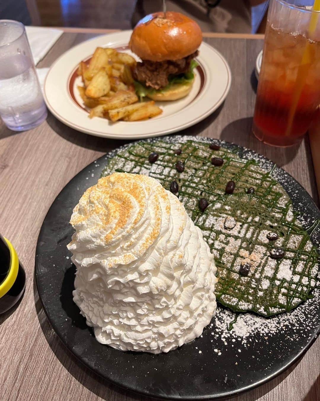 鈴木真梨耶さんのインスタグラム写真 - (鈴木真梨耶Instagram)「ヒスミニトデート❤️👶🍼 . . . . #food #japan #pancakes #matcha #whipcream #hamburger #eggsthings  ‪#ROSEAREAL #ロザリオ‬ ‪#鈴木真梨耶 #MaRiyaSuzuki‬」6月25日 9時17分 - mariya_suzuki