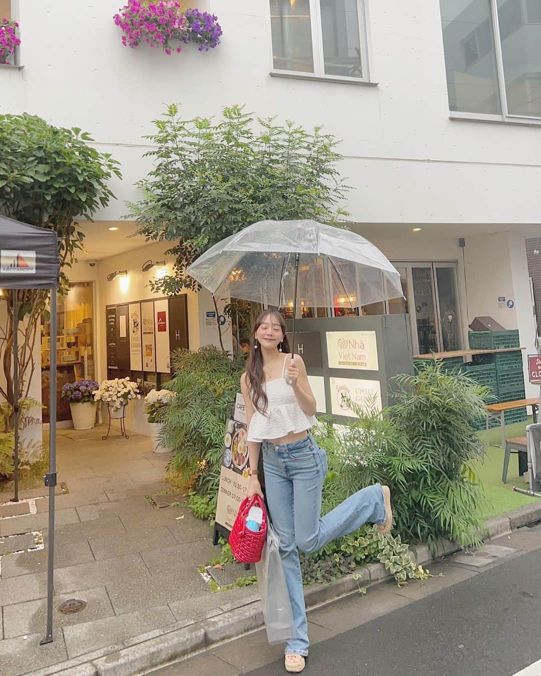 並川花連さんのインスタグラム写真 - (並川花連Instagram)「梅雨🐸☔️💠  雨〜😭😭ってなるけども、 雨にも感謝すること いっぱいなんだよね〜🍅🥬  今年も毎年恒例ラタトゥイユつくろっ🐀🥫🇫🇷🍴」6月25日 10時15分 - kareurn