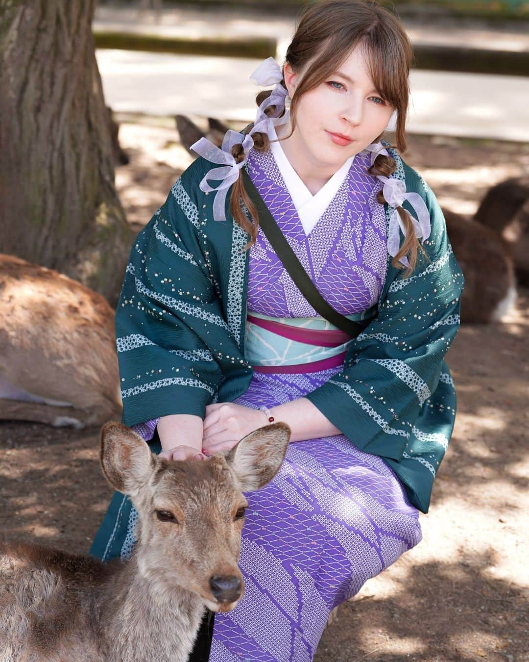 ジューン・ラブジョイさんのインスタグラム写真 - (ジューン・ラブジョイInstagram)「Did you know that Nara's deer are considered to be the messengers of the Shinto gods ? ⠀ They are so cute and polite ! 🦌🗾❤🥰⠀ ⠀ 📸 kyarolovejoy⠀ ⠀ #nara #Deer #Japan #Japon #tourism #tourisme #kimono #shika #model⠀ ⠀」6月25日 11時00分 - junelovejoyy