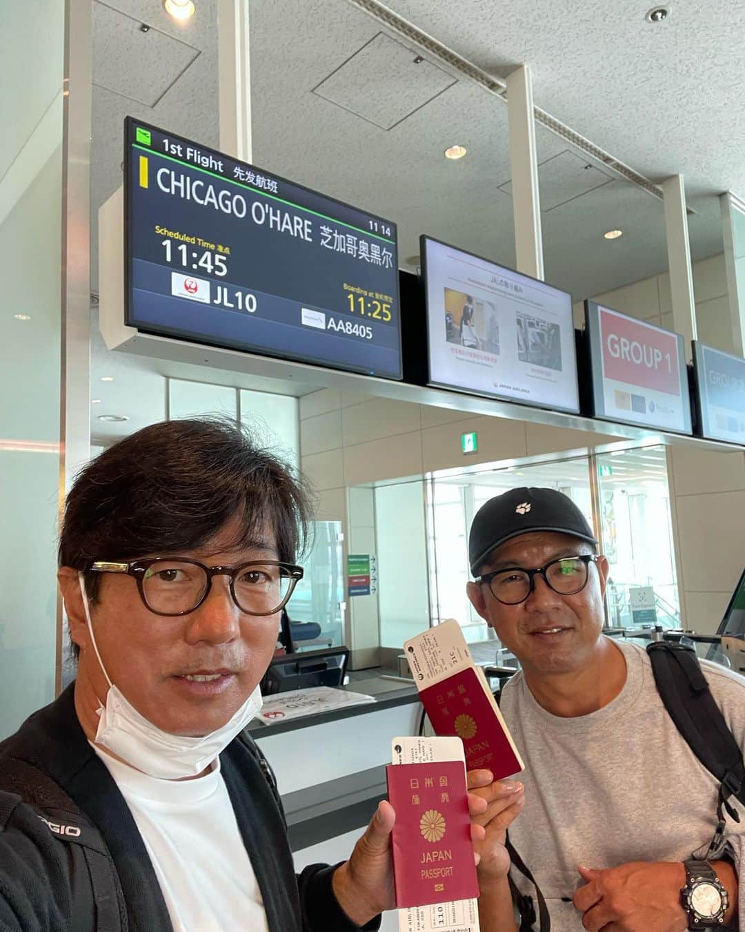 深堀圭一郎さんのインスタグラム写真 - (深堀圭一郎Instagram)「これから全米シニアオープンに行ってきます⛳️ 今週の大会仕様のオリジナルゴルフバックで行ってきます😊  吉岡と2人必死に楽しく頑張ってきます。  #キャロウェイ  #サンビルド  #三井住友カード  #エイチーム  #eyevol  #クラシエ  #ゼビオ  #ゼビオホールディングス  #きたかみカントリークラブ  #ドクターバランス  #フォーラムエンジニアリング #電器堂 #dmhc  #rmhc」6月25日 11時22分 - keiichirofukabori