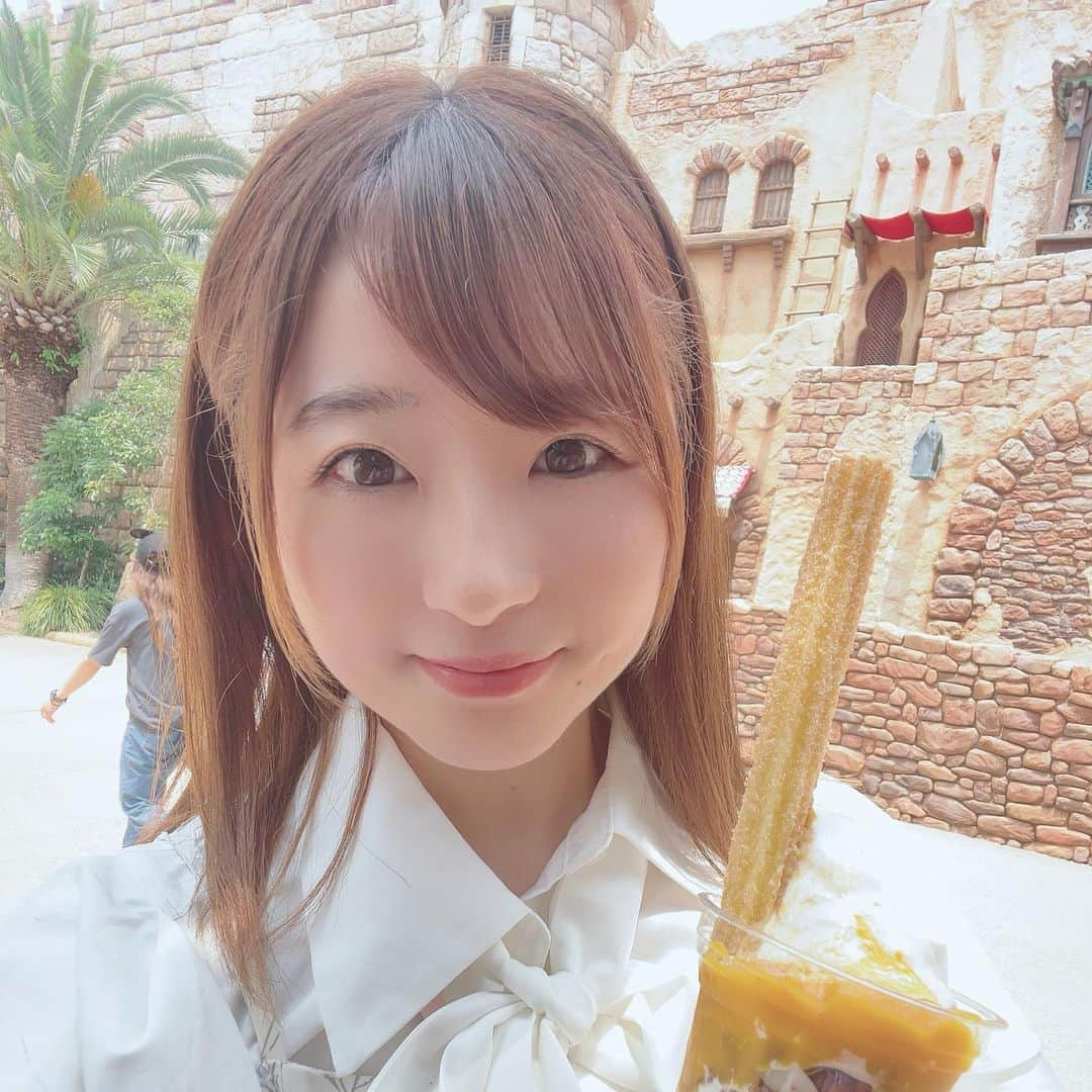 初美沙希のインスタグラム：「💚🧡💜」