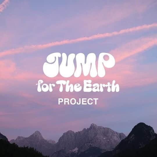 高梨沙羅のインスタグラム：「先日、第一回目のJump For The Earth Projectを無事に開催できました。 イベント開催にあたりご支援下さったスポンサー様、 サポートして下さったの皆さま、 そしてご参加頂いた皆さま、心より感謝申し上げます。  まだまだ一歩踏み出したばかりですが、ここから色んな繋がりを生んで環境の背景に触れて考えられるきっかけになるような活動を目指したいです。 そして50年後、100年後も 私たちの子どもや先の世代に素晴らしい自然や雪を残せるよう行動の幅を広げて行きたいと思います。」