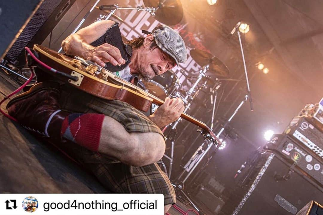 U-tanさんのインスタグラム写真 - (U-tanInstagram)「#Repost @good4nothing_official with @use.repost ・・・ SiM pre「DEAD POP FESTiVAL 2023 - 解 -」  2023.06.24 東扇島東公園特設会場  Photo by Kanade Nishikata」6月25日 13時34分 - utan_g4n