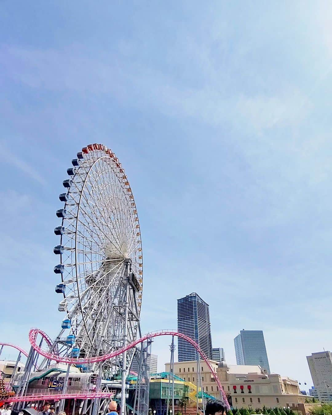 市川みかさんのインスタグラム写真 - (市川みかInstagram)「@amalficaffe_minatomirai  地元横浜みなとみらいでカフェタイム。 昼間からビールを飲むってよいですね◎  　 #アマルフィ #カフェ #みなとみらい #横浜 #amalfi #cafe #minatomirai #yokohama #local #cafestag」6月25日 13時30分 - ichikawa_mika