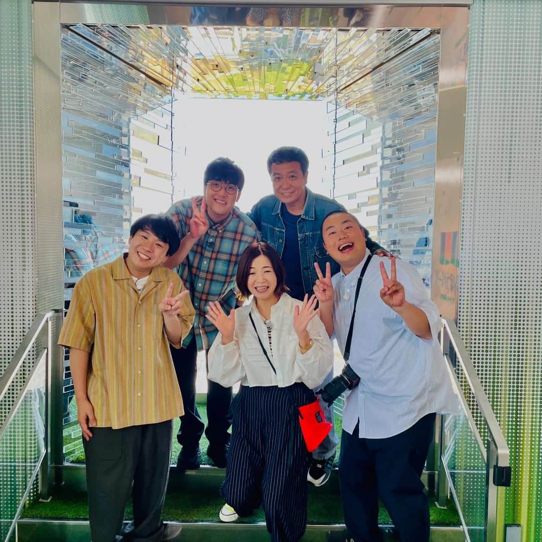 フジテレビ「なりゆき街道旅」さんのインスタグラム写真 - (フジテレビ「なりゆき街道旅」Instagram)「次回7/2(日)12:00～放送のなりゆき街道旅は池袋をなりゆき旅！旅人は中山秀征＆大久保佳代子。新感覚りんご飴に韓国ドーナツ、牛タン焼きしゃぶまでグルメ堪能！話題の猛毒展に絶叫！中山秀征がイントロクイズに挑戦！お楽しみ☆  6/25(日)放送を見逃した方 もう1度ご覧になりたい方 ＼ TVer・FODで見逃し配信中📺️  #なりゆき街道旅  #フジテレビ  #池袋  #ハナコ  #中山秀征  #大久保佳代子  #りんご飴  #韓国ドーナツ  #牛タン焼きしゃぶ  #猛毒展  #イントロクイズ」6月25日 14時01分 - nariyuki_kaido_tabi