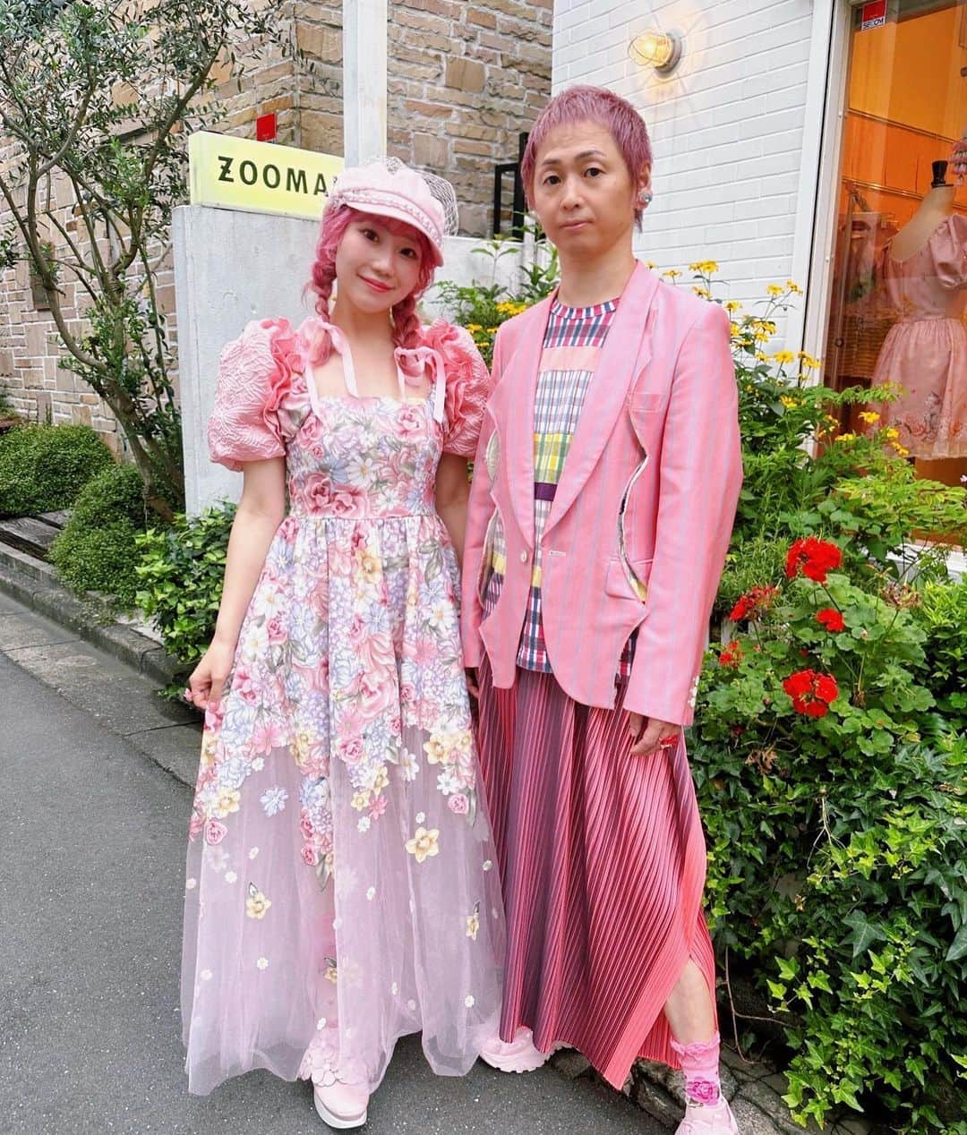 Etsuna otsukAさんのインスタグラム写真 - (Etsuna otsukAInstagram)「🎀pink party harajuku🎀  #harajukufashion #harajukustyle #snap #streetsnap #harajukustyle #harajuku #streetfashion #streetstyle  #LolitaFashion #JapaneseStreetwear #streetstyle #oversizedfashion #streetfashion #fashion #style #streetsnaps #HarajukuFashion #JapaneseFashion #JapaneseStreetFashion #JapaneseStreetStyle #Japan #Tokyo #TokyoFashion #原宿 #kawaiifashion」6月25日 13時53分 - etsunaotsuka