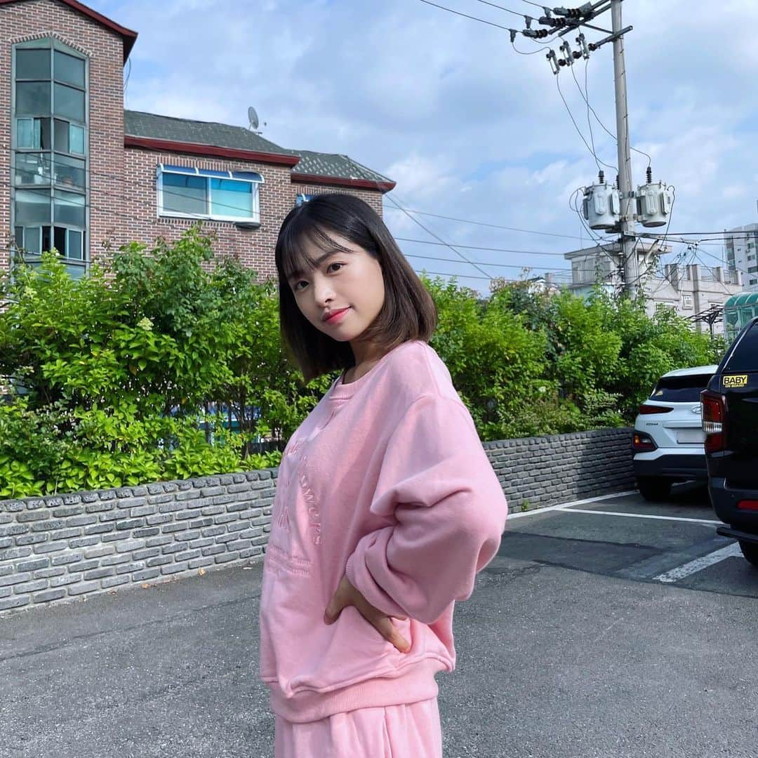 チェウォンさんのインスタグラム写真 - (チェウォンInstagram)「Pink🤭💗💗💗」6月25日 14時19分 - chaeni_0824