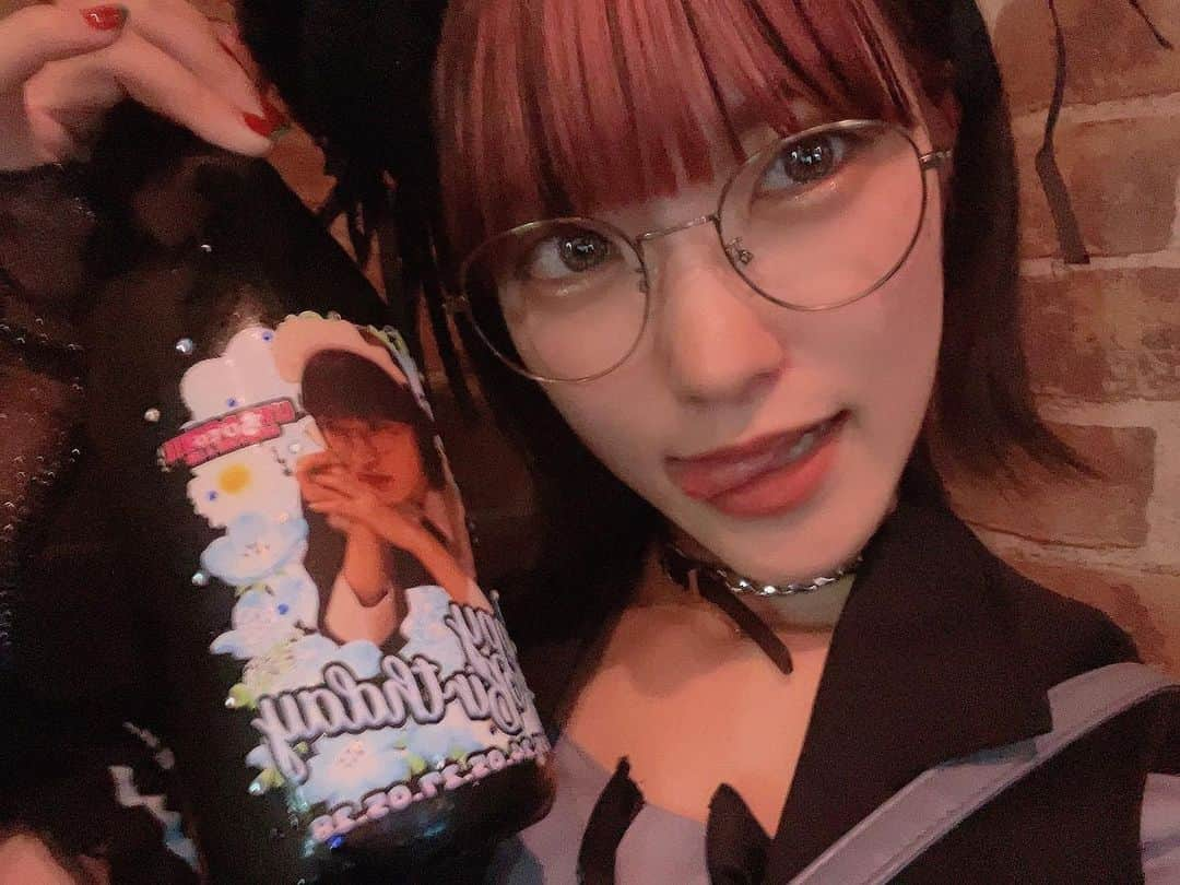 東条蒼のインスタグラム：「ちびでび最後のオリシャンです🍾ぽんぽーん！  6/27ラスト出勤なのであいに来てくれよな⭐️  #蒼ファミリー #撮影会 #メガネ女子 #あおたん #蒼 #ちびでび #ポトレ #ポートレート #撮影モデル #コスプレ #followｍe #following #japan #girl #photooftheday #tagsforlikes #instalike  #台湾 #香港 #粉我 #拍照 #照片 #人像攝影」