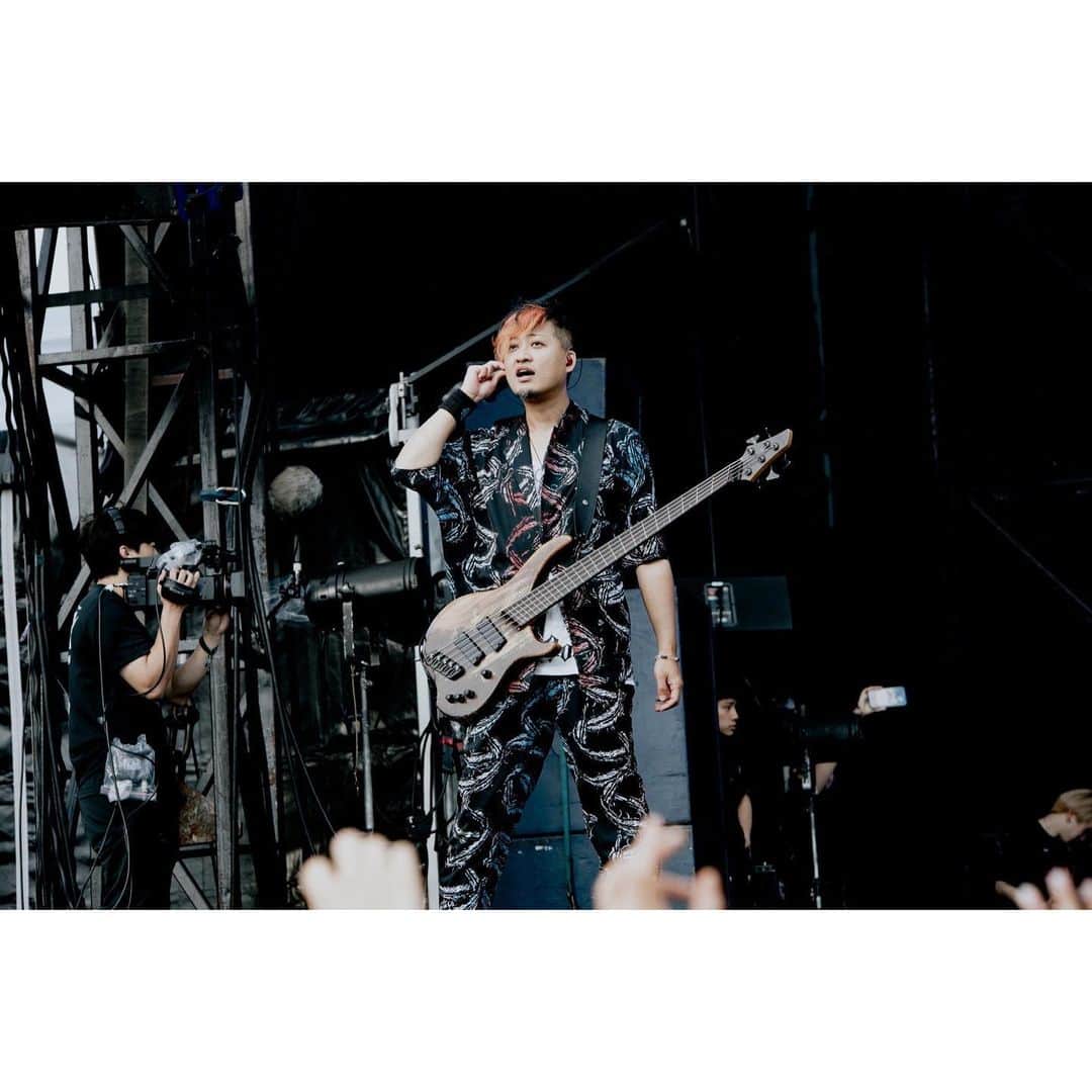 侑威地さんのインスタグラム写真 - (侑威地Instagram)「DEAD POP FESTiVAL 2023 - 解 -@東扇島東公園特設会場  photo by @kawado_photo  #rottengraffty #dpf23」6月25日 14時56分 - yuichi_rotten