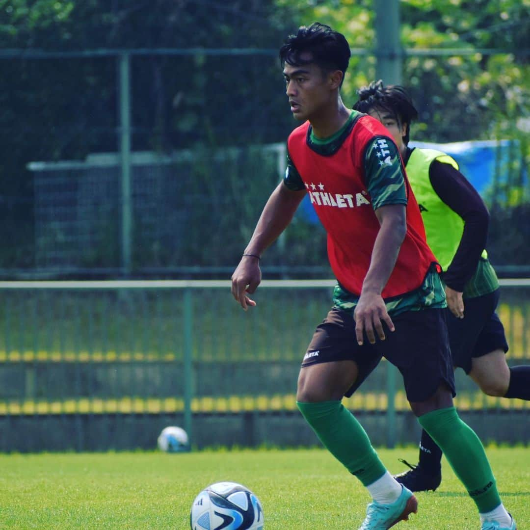 東京ヴェルディさんのインスタグラム写真 - (東京ヴェルディInstagram)「Training Session!!  Let’s get ready for the next.  #tokyo #verdy #tokyoverdy」6月25日 15時24分 - tokyo_verdy