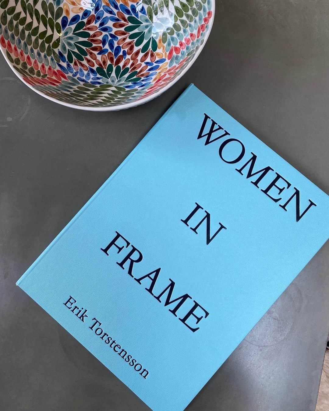 クラウディア・シファーさんのインスタグラム写真 - (クラウディア・シファーInstagram)「Women in Frame ❤️ @eriktorstensson #CuratedbyClaudia」6月26日 2時24分 - claudiaschiffer