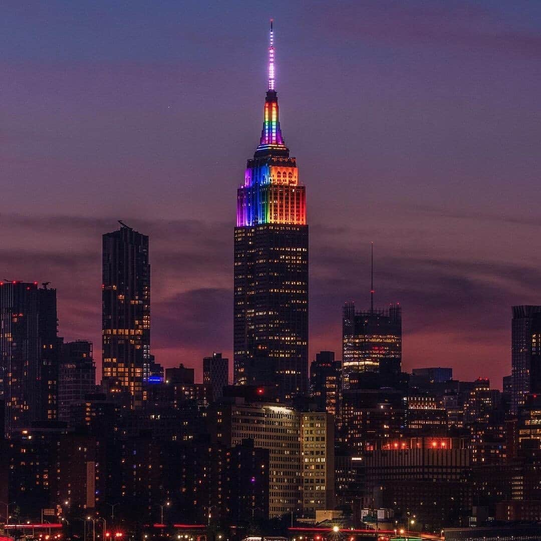 Empire State Buildingのインスタグラム：「HAPPY PRIDE   📷: @718Mango」