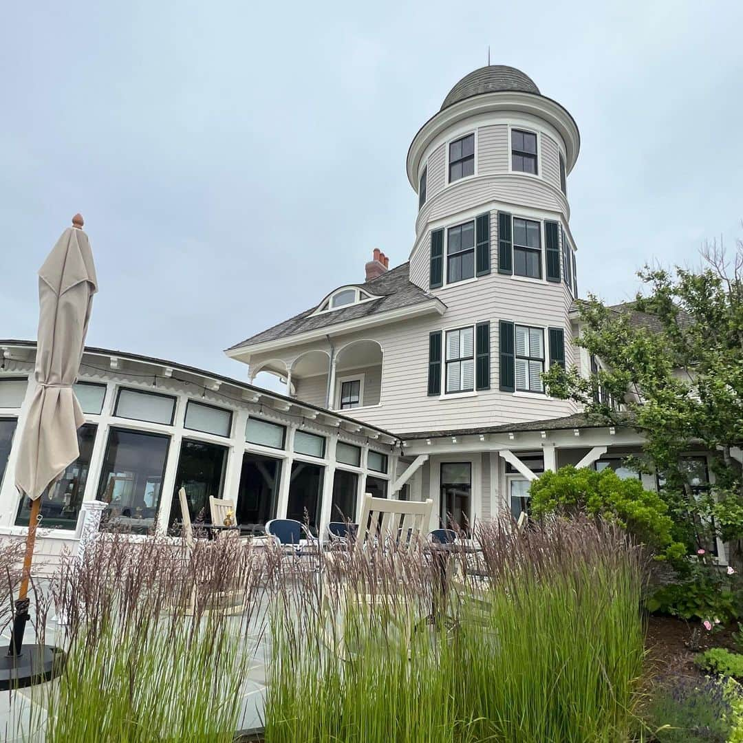 ランドリー・ベンダーさんのインスタグラム写真 - (ランドリー・ベンダーInstagram)「Connecticut, rhode island, new hampshire, and maine 🦞」6月26日 1時42分 - landrybender