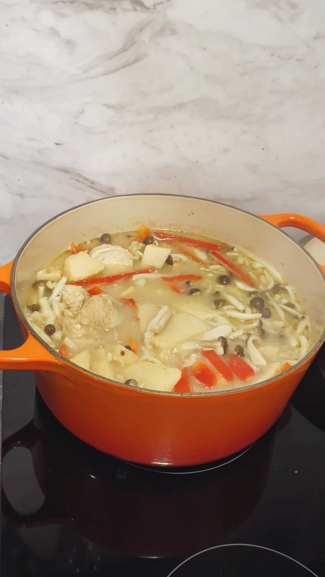 川戸沙羅のインスタグラム：「Healthy🌿green curry🤍  #diet #dietfood #helthylifestyle #workout #fitness  #fitnessmotivation」