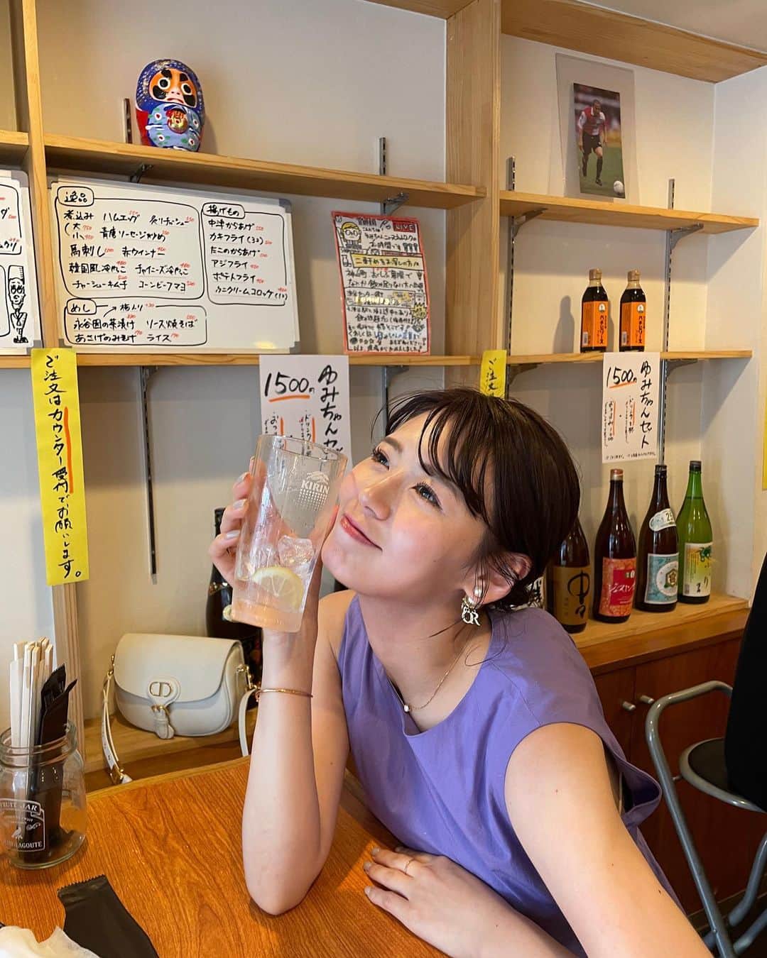 井口綾子さんのインスタグラム写真 - (井口綾子Instagram)「昼からレモンサワーのめてにっこにこ〜🍋😸」6月25日 17時23分 - ayako_inokuchi