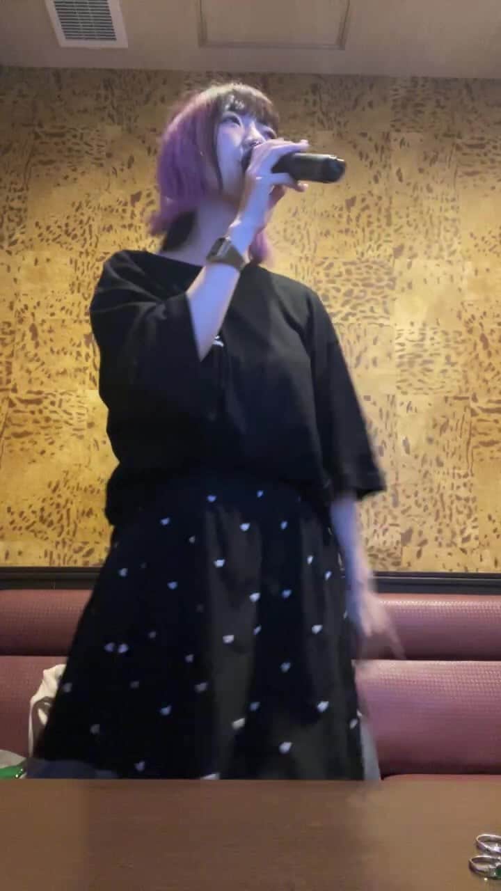 ぱいぱいでか美のインスタグラム：「ヒトカラ！そのうち消す！ 6/26 23:58〜 TBS『あなたはどれに当てはまる？スター★性格診断SHOW』見てね〜」