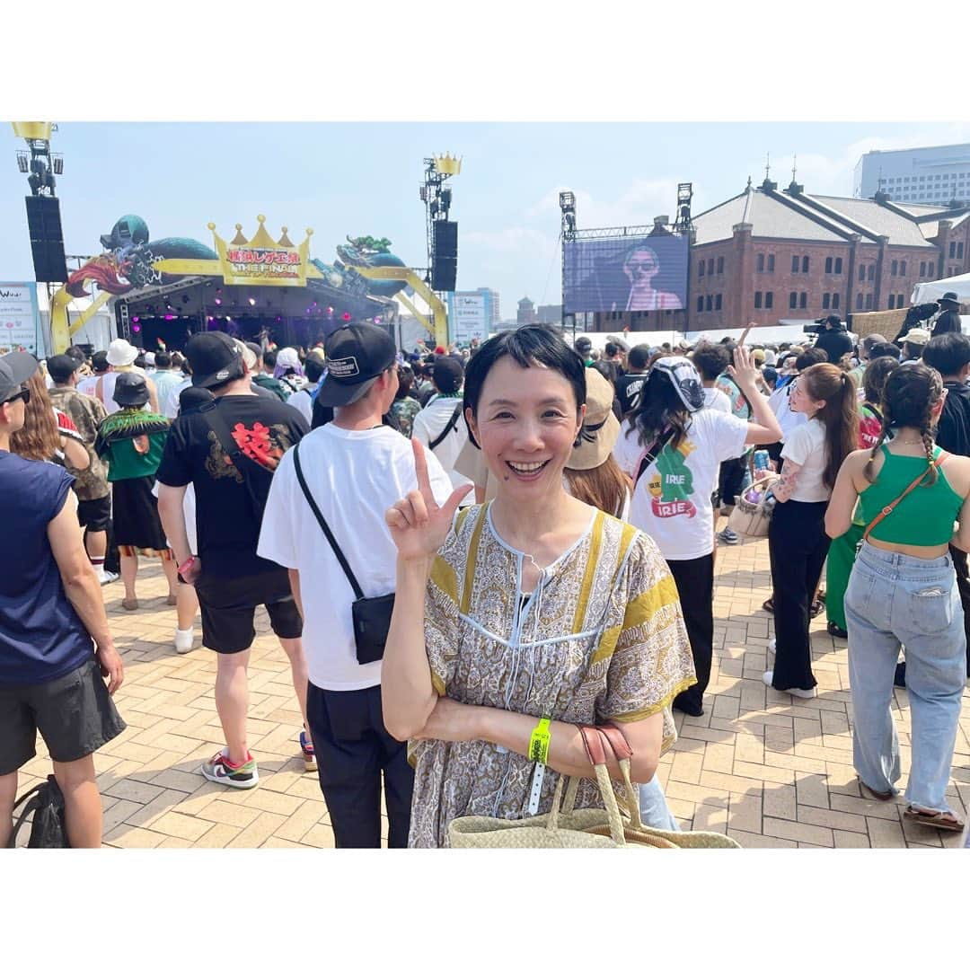 はなさんのインスタグラム写真 - (はなInstagram)「横浜レゲエ祭THE FINAL@赤レンガ倉庫。最初で最後の参戦となりましたがMIGHTY CROWNのSAMI-Tの勇姿を見届けることが出来ました😆短い時間だったけど、so proud of you guys!! Photo by Sei  #横浜レゲエ祭thefinal」6月25日 18時15分 - hanalovestaco