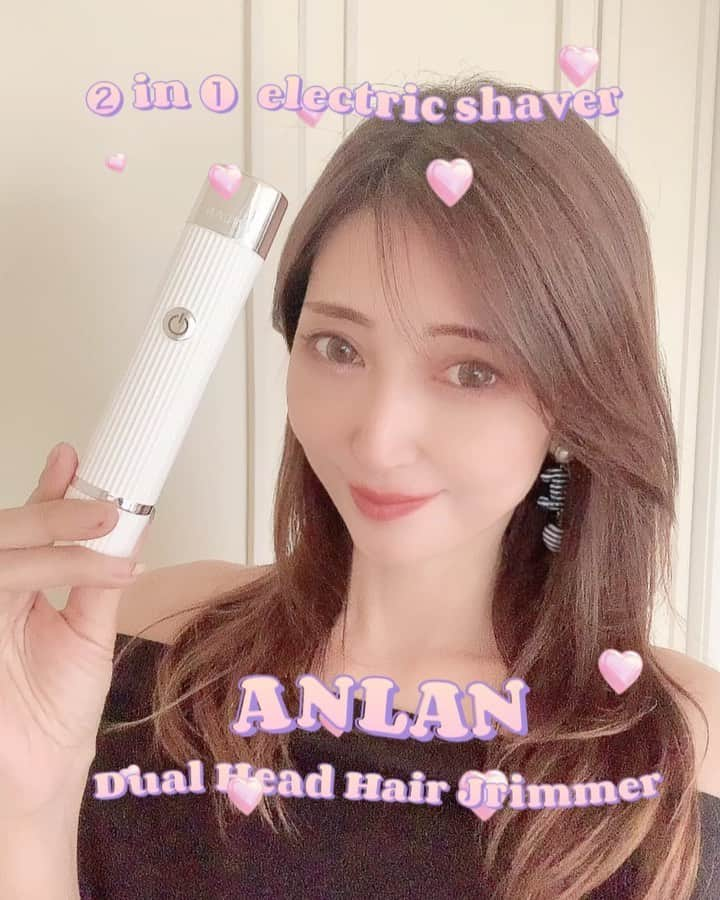 YAYOのインスタグラム：「𝐀𝐍𝐋𝐀𝐍 【レディース電気シェーバー】 ━━━━━━━━━━━ @anlan_official_japan  操作ボタン1つの簡単操作で全身に使える ❷in ❶電気シェーバー✨✨ ☑︎ トリマー刃(男性剛毛、長い毛に◎) ☑︎ 回転式ネット刃 （お顔産毛・短い毛に◎) 2種類の刃で全身ケア🫶  凄く軽量で驚きました！ お顔に使っても安全でお顔・手の甲などの産毛に使用してみたけど肌に全く負担がない感じ♪  防水なのでお風呂で使えるのもGOOD! 使用後に水洗いできるので衛生的ですね👏  家族皆んなで使えるアイテム❤︎❤︎❤︎  詳しくはこちら♪ https://item.rakuten.co.jp/baselab/05-atmq31-02a/  60%オフクーポン https://coupon.rakuten.co.jp/getCoupon?getkey=QkxXRy1YS0xTLUpYUUItRjRSQQ--&rt=  #ANLAN 電動シェーバー  #ANLAN レディースシェーバー #ANLAN美顔器 #ANLANシェーバー #ムダ毛処理 #ANLAN女性用シェーバー ＃楽天市場#電気シェーバー #レディースシェーバー #ムダ毛対策 #全身脱毛 #電動シェーバー」