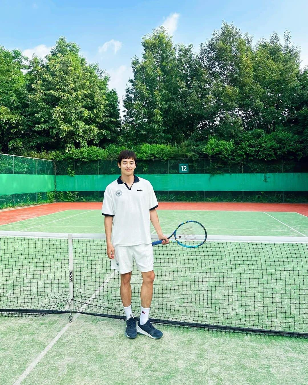 チェ・ウンさんのインスタグラム写真 - (チェ・ウンInstagram)「. 테니스테니스테니스🎾 디아도라 입고 전승🤟 버프충만 . . . #diadorakorea #diadora」6月25日 19時24分 - woongstargram